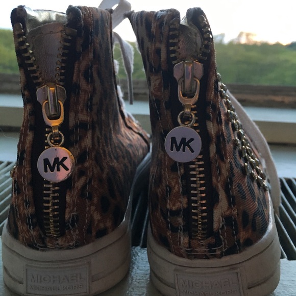 BOTH PAIR /MK adorable hi tops' - Picture 4 of 8